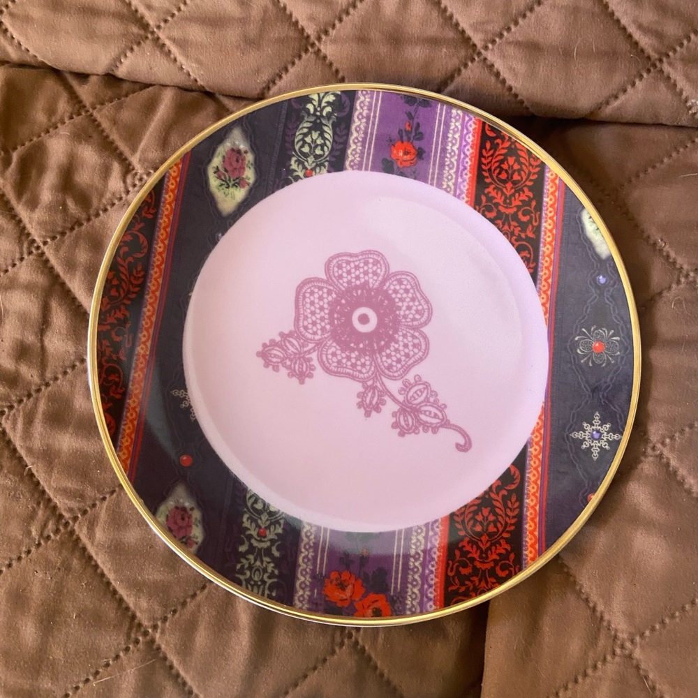 Decorative Multicolor Dinnerware Plate - Picture 14 of 15